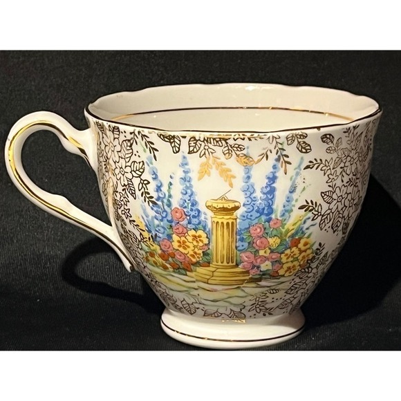 Colclough bone china tea cup. Lady in garden. Floral. Made in England. Beautiful - Picture 1 of 7